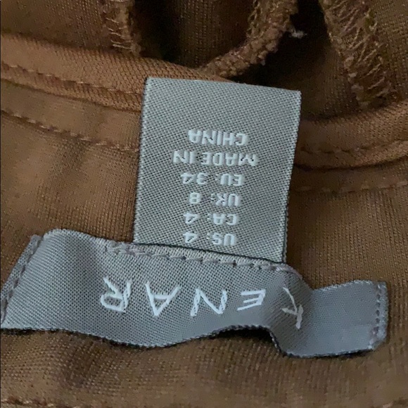 Stretchy brown/dark tan capris - Picture 4 of 4